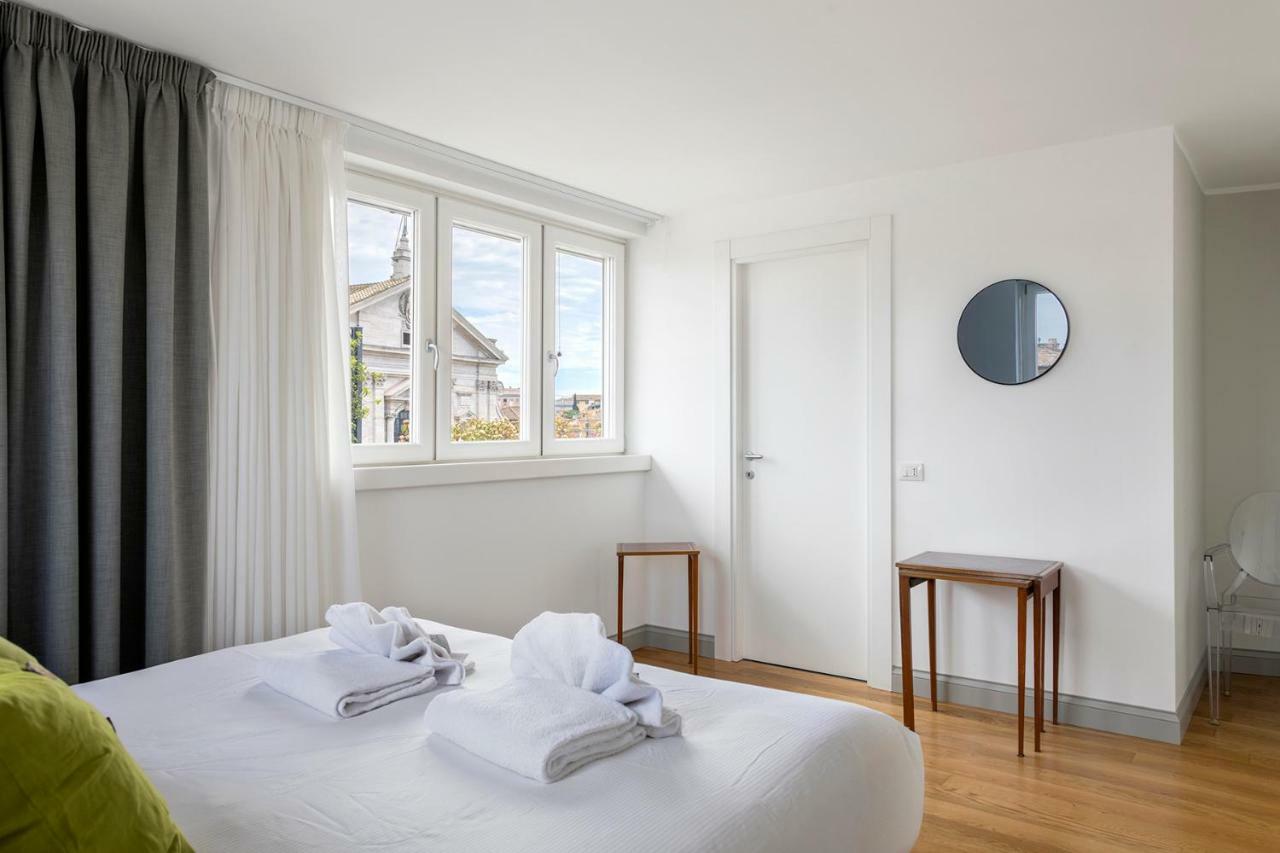 Penthouse Rome Capitol Apartment Luaran gambar